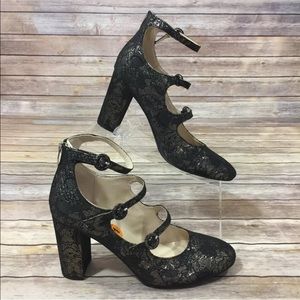 MARC FISHER 11 Surlin Pumps Black Embroidered Heel